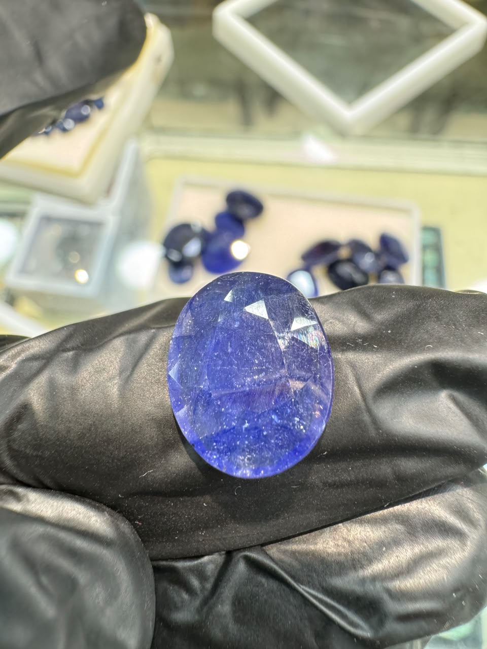 AAE 171 Blue Sapphire (Neelam) 7 Carat