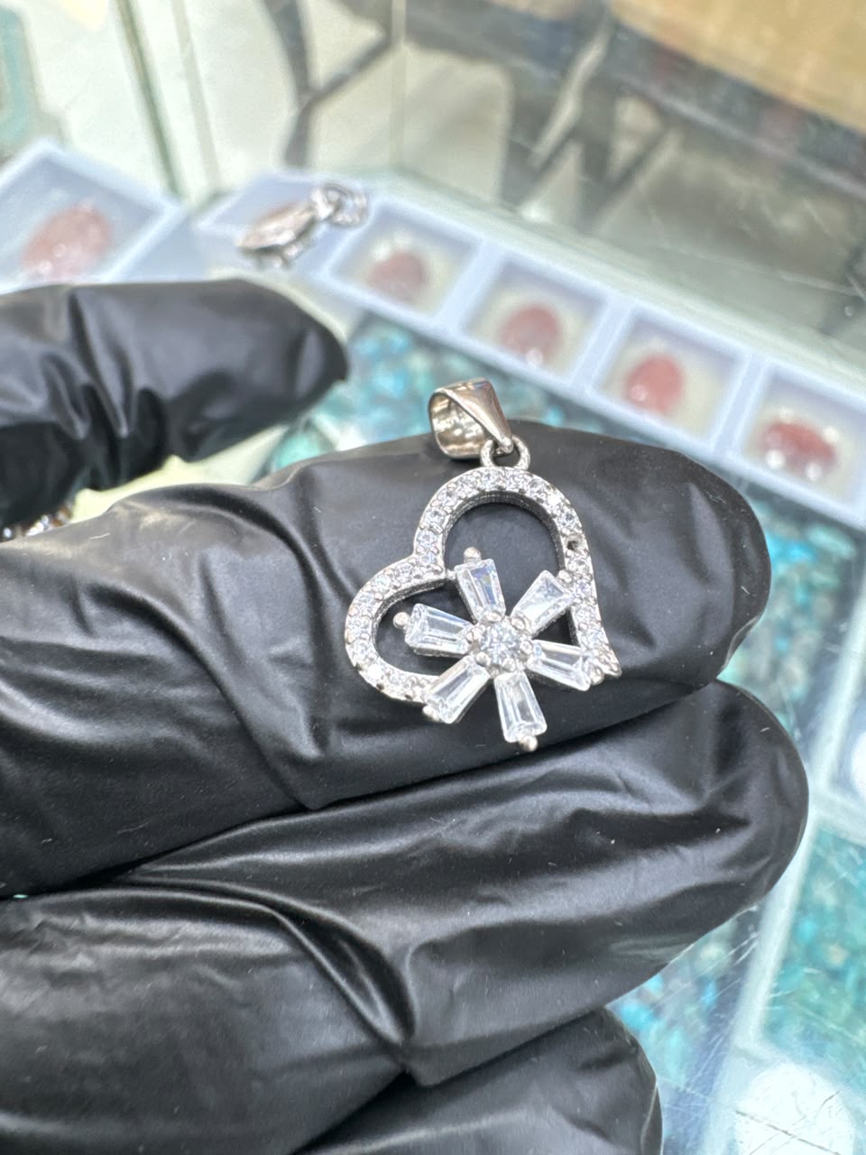 AAE 2345 Chandi Pendant 925, Stone: Zircon