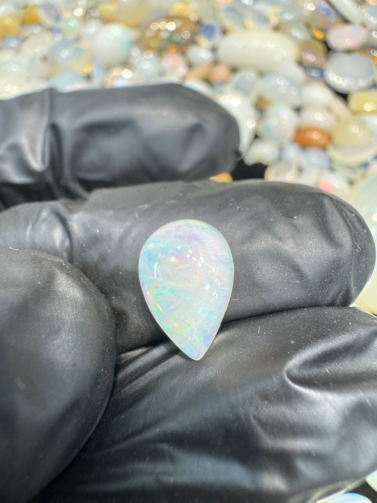 White Ethiopian Opal Stone WO 005 1.8 Carat