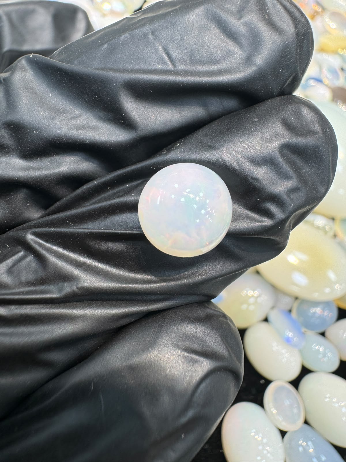 White Ethiopian Opal Stone WO 006 1.9 Carat