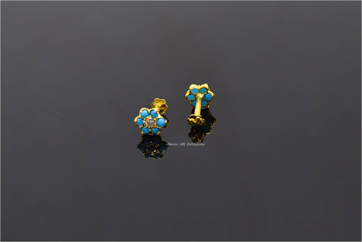 AAE 6921 Gold Ear Studs, Stone: Zircon & Feroza