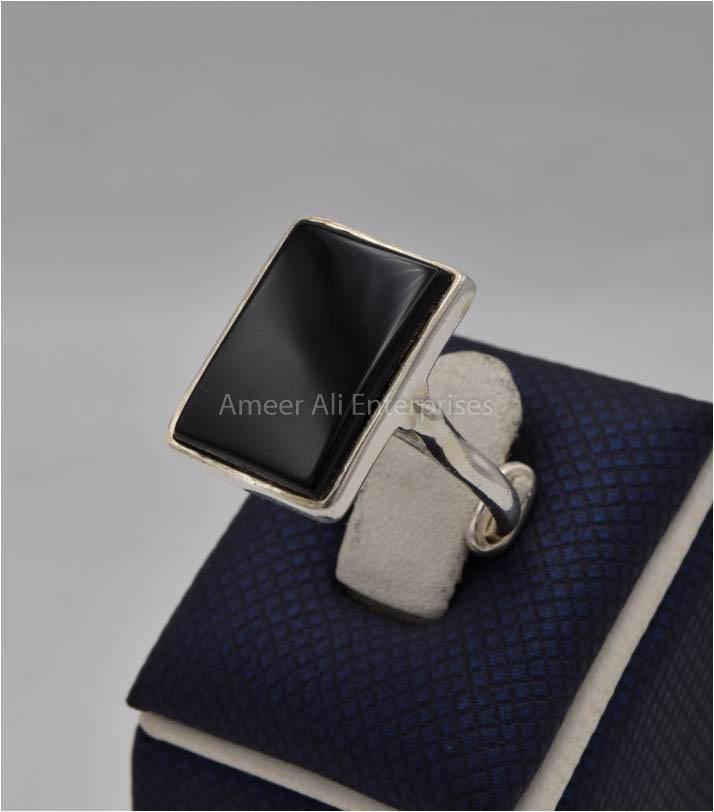 AAE 8211 Chandi Ring 925, Stone: Black Aqeeq - AmeerAliEnterprises