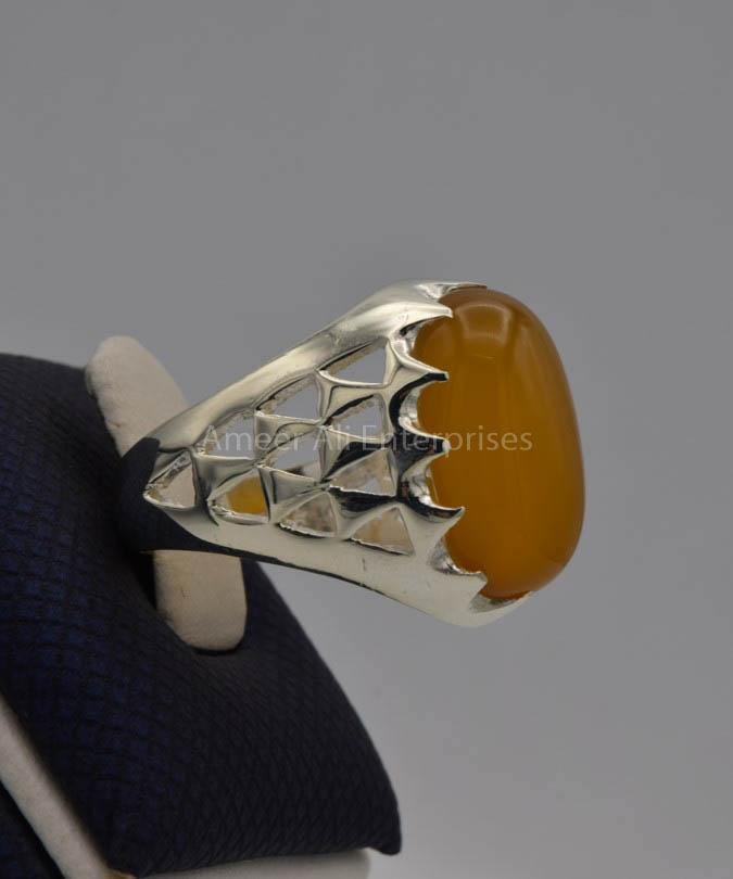 AAE 6533 Chandi Ring 925, Stone: Yellow Aqeeq - AmeerAliEnterprises