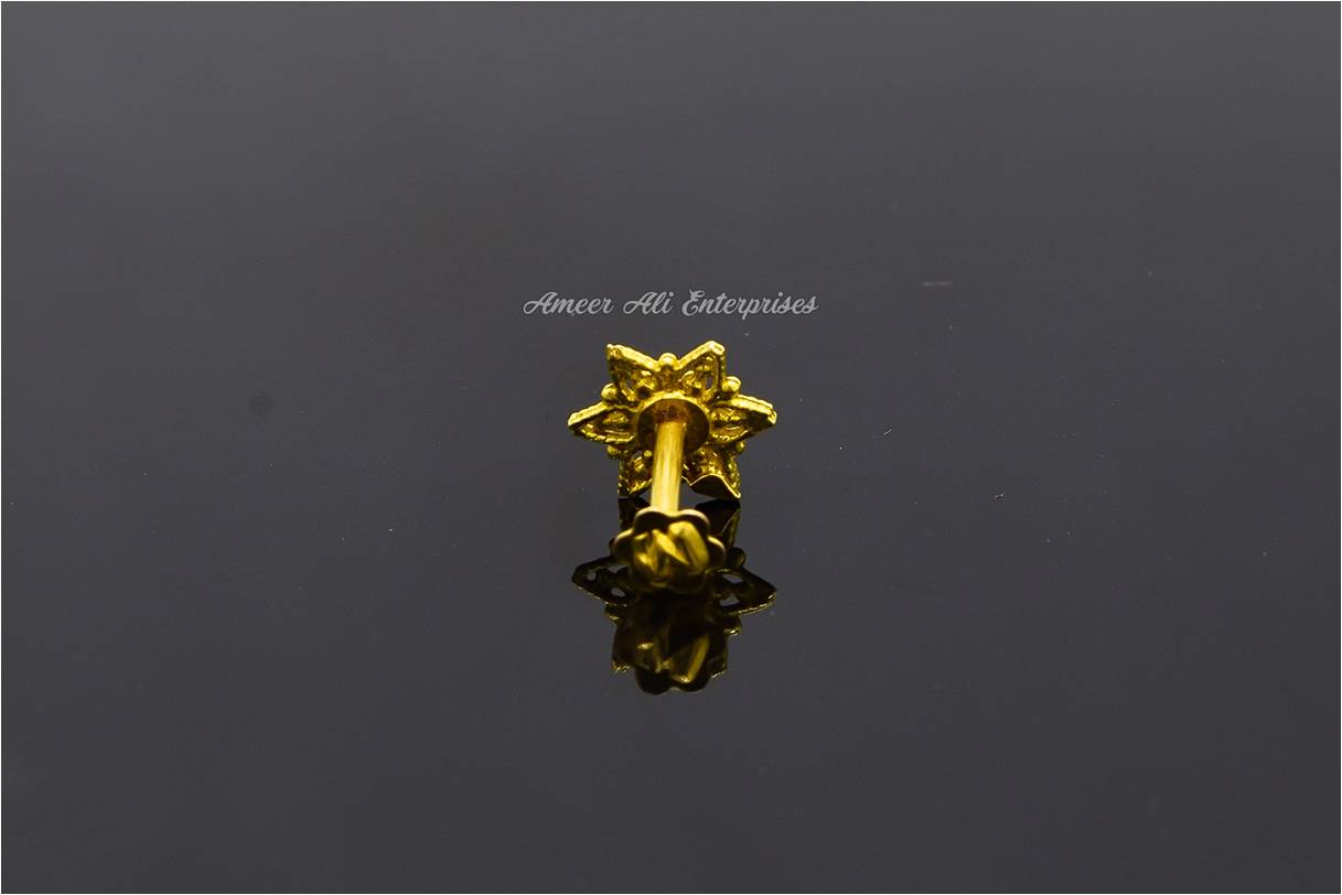 AAE 6917 Gold Nose Pin, Stone: Zircon