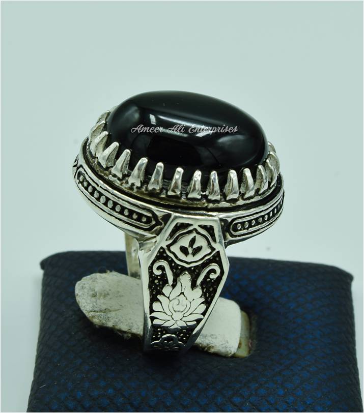 AAE 6823 CHANDI RING 925, STONE: BLACK AQEEQ