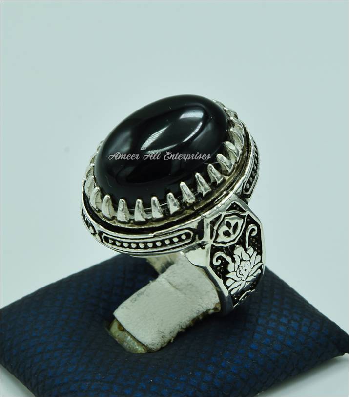 AAE 6823 CHANDI RING 925, STONE: BLACK AQEEQ