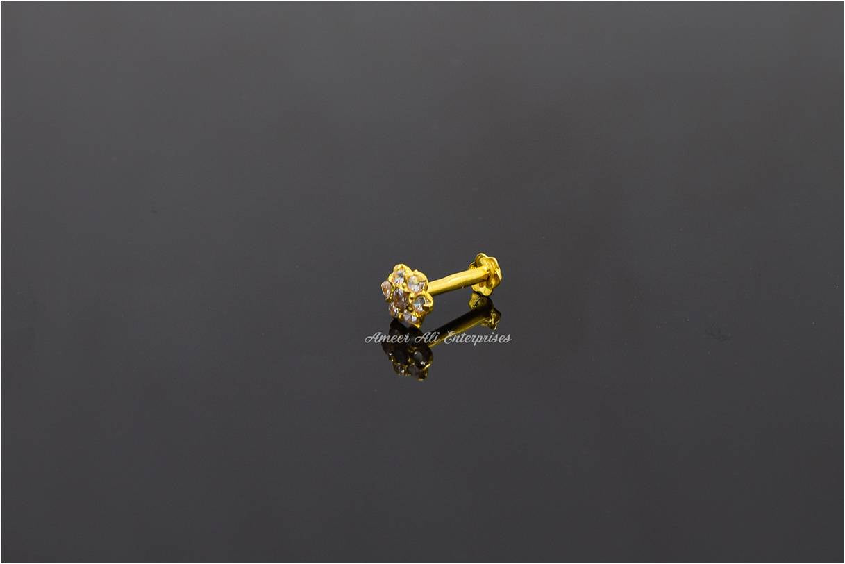 AAE 6928 Gold Nose Pin, Stone: Zircon
