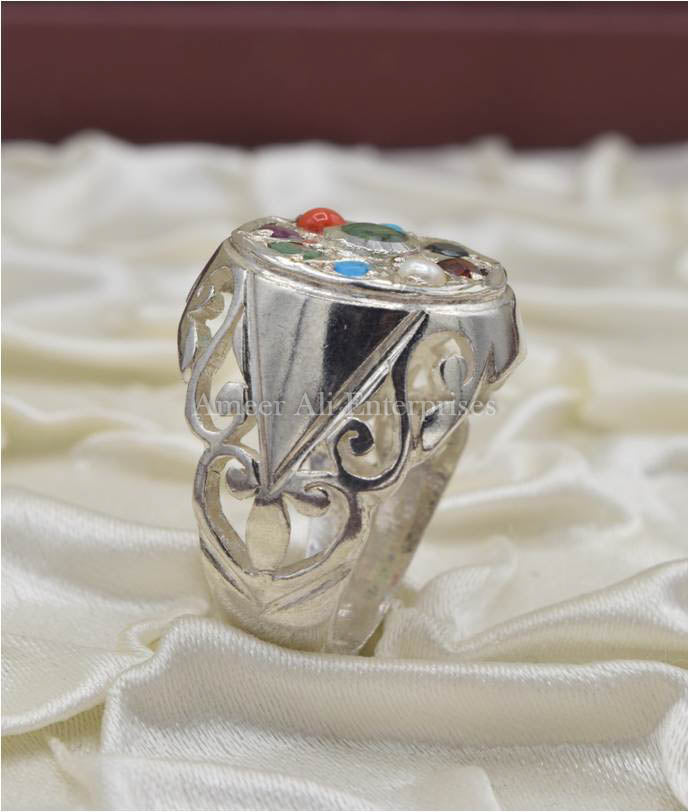 AAE 3627 Chandi Ring 925, Stone: Navratan (Nine Original Stones)