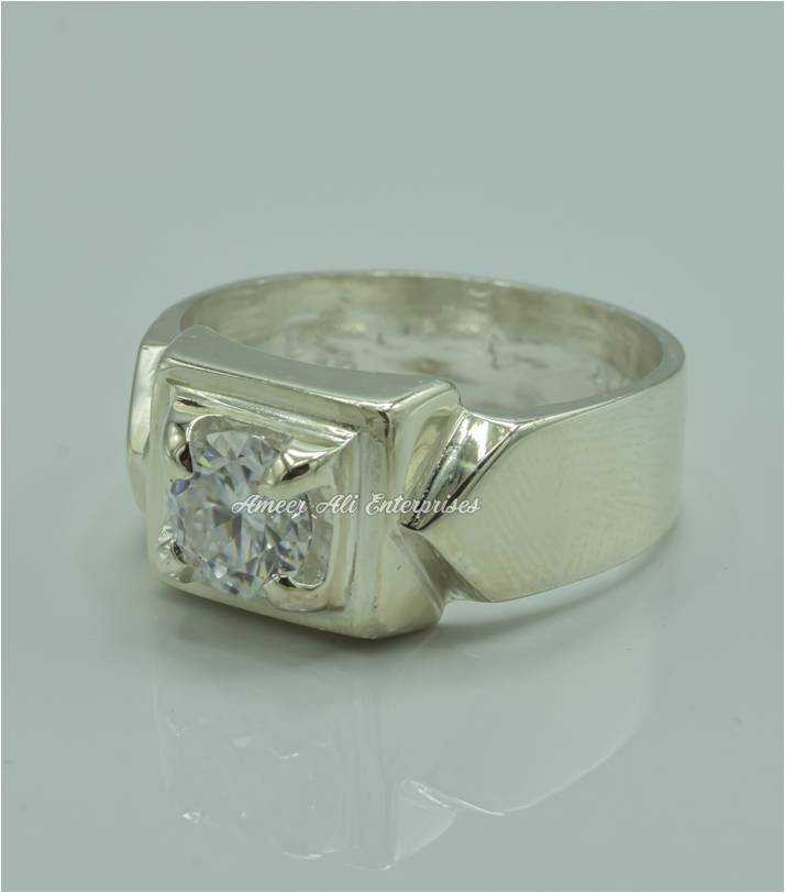 AAE 6840 Chandi Ring 925, Stone: Mossonite