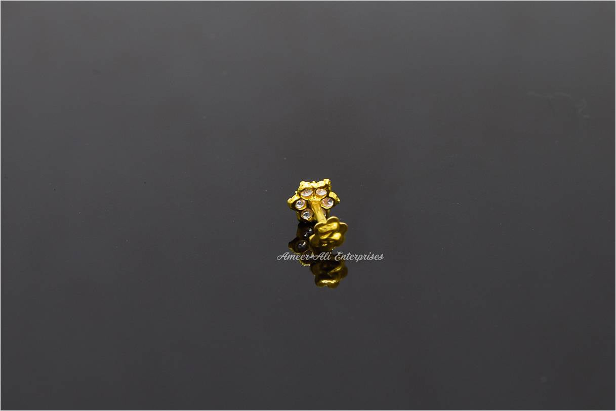 AAE 6932 Gold Nose Pin, Stone: Zircon