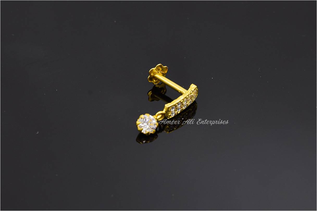 AAE 6918 Gold Nose Pin, Stone: Zircon