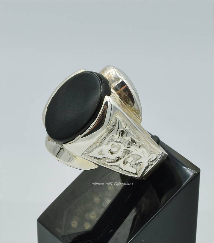 AAE 6239 Chandi Ring 925, Stone: Black Aqeeq