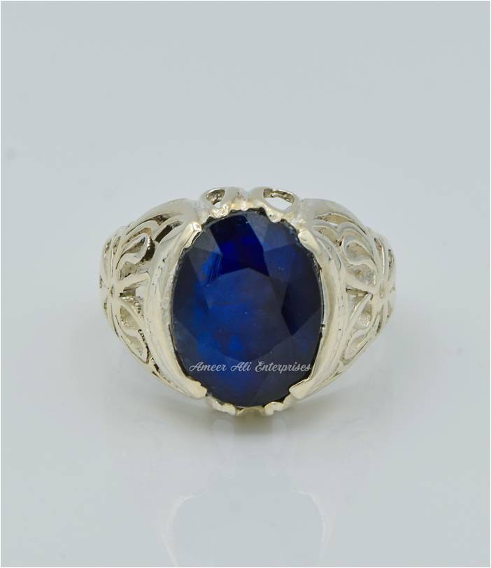 AAE 6299 Chandi Ring 925, Stone: Blue Sapphire (Neelam)