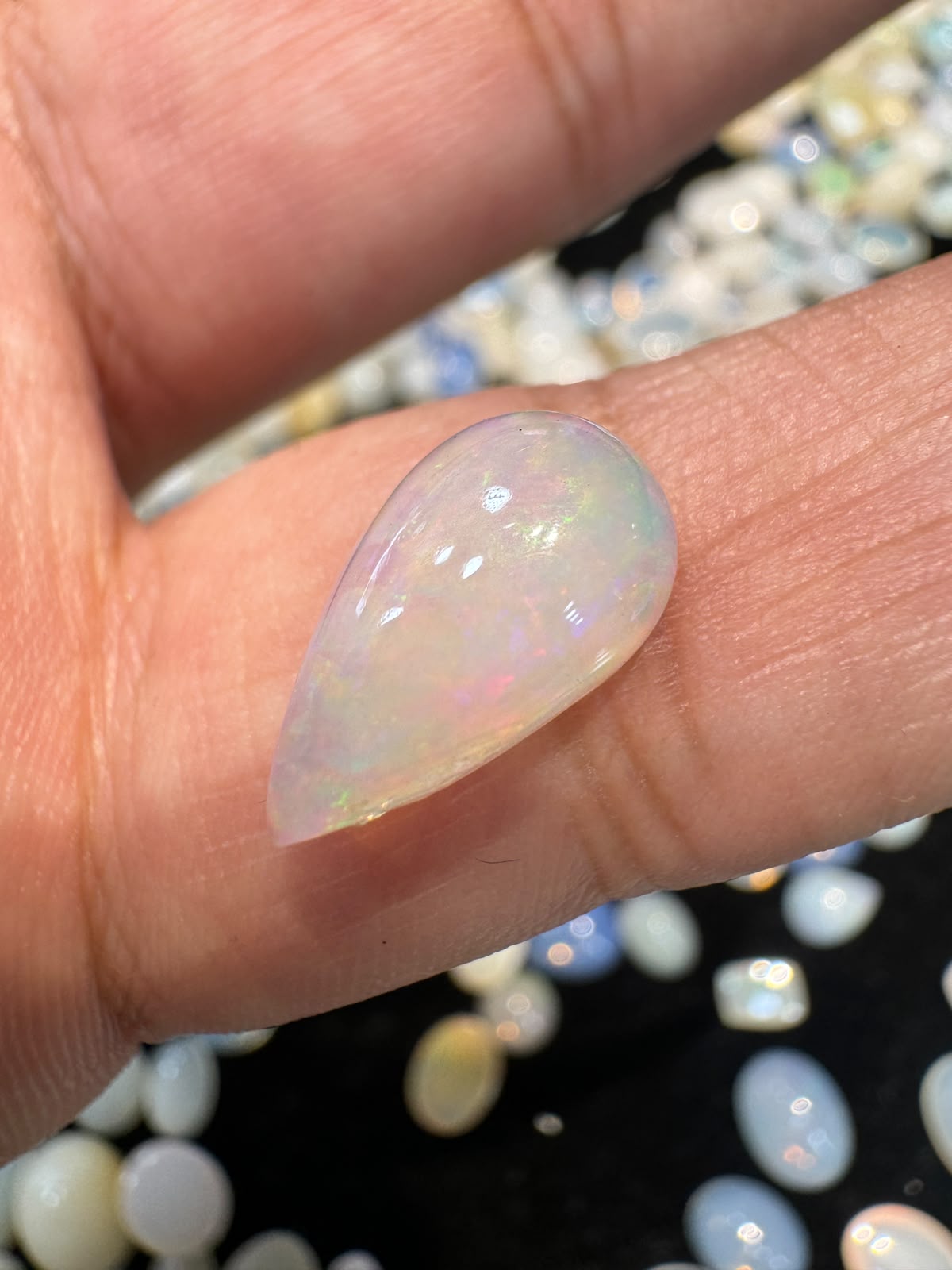 White Ethiopian Opal Stone WO 017 2.7 Carat