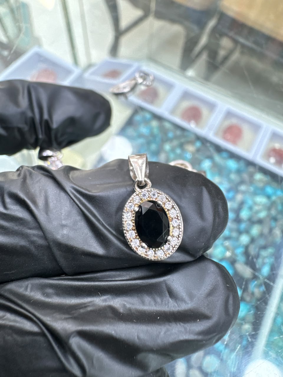 AAE 2344 Chandi Pendant 925, Stone: Zircon