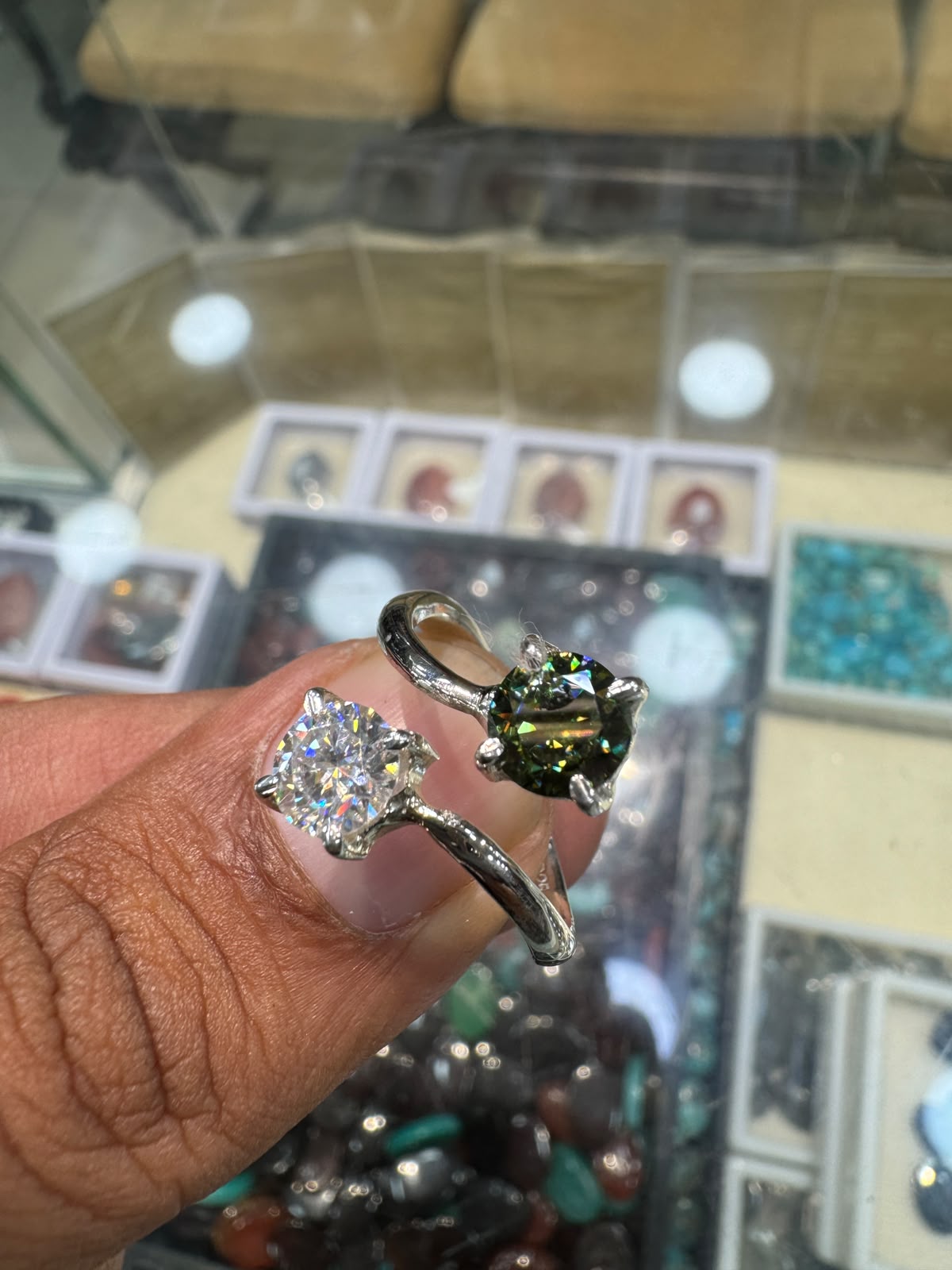 AAE 7792 Chandi Ring 925, Stone: Moissanite