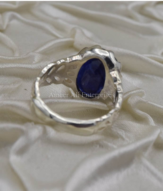 AAE 1433 Chandi Ring 925, Stone: Blue Sapphire (Neelam)