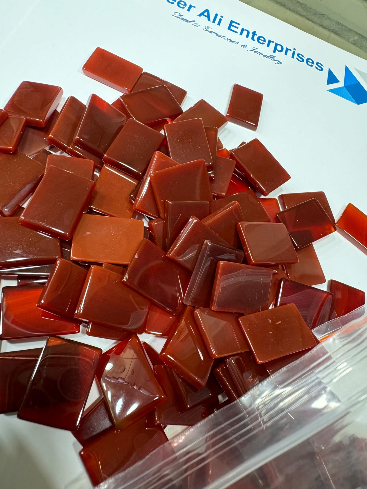 AAE AQ 002 Red Aqeeq (Agate) Natural Stone