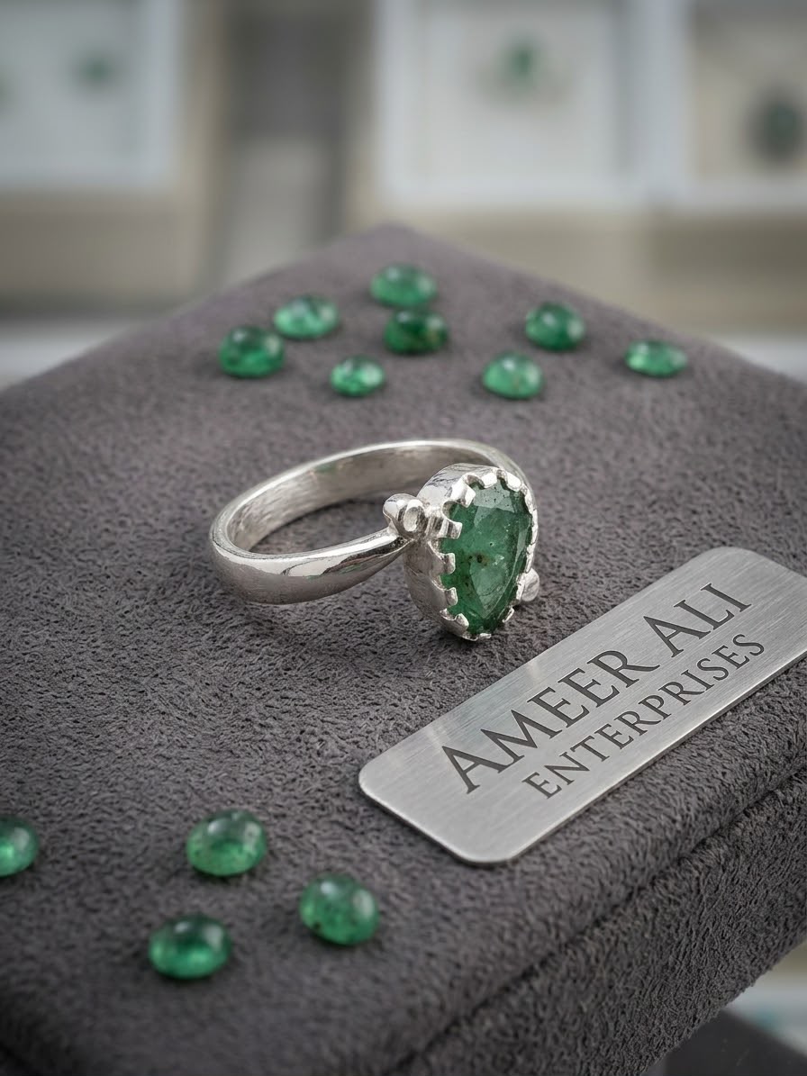 AAE 7782 Chandi Ring 925, Stone Emerald (Zamurd)