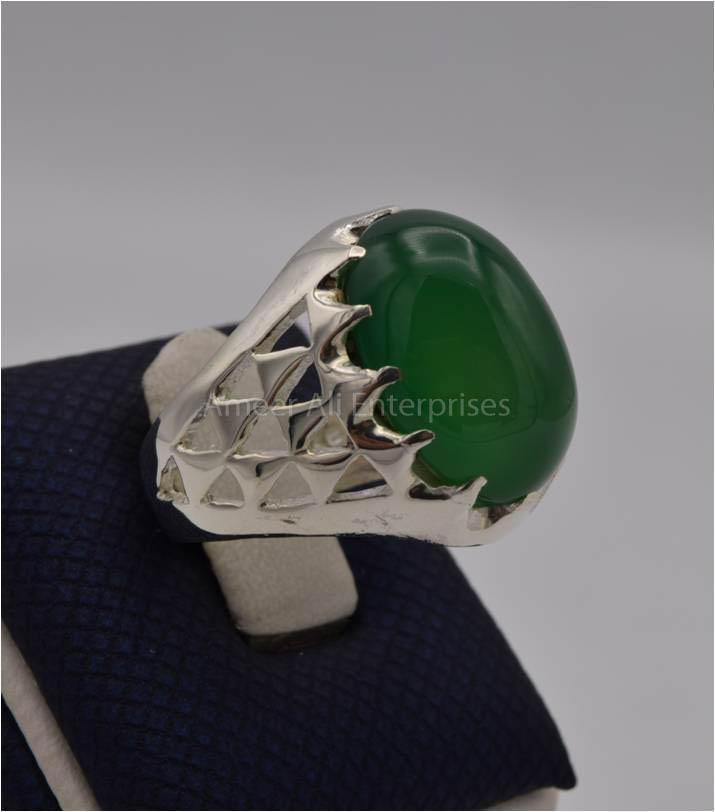 AAE 3122 Chandi Ring 925, Stone: Green Aqeeq - AmeerAliEnterprises