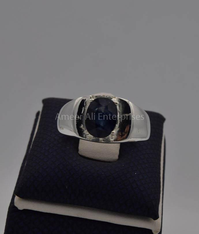 AAE 7721 Chandi Ring 925, Stone: Blue Sapphire (Neelam) - AmeerAliEnterprises