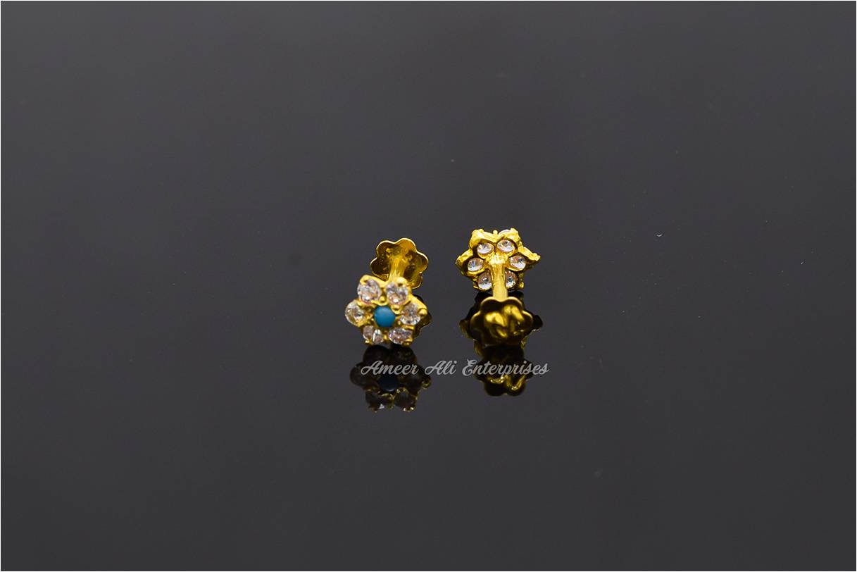 AAE 6919 Gold Ear Studs, Stone: Zircon & Feroza