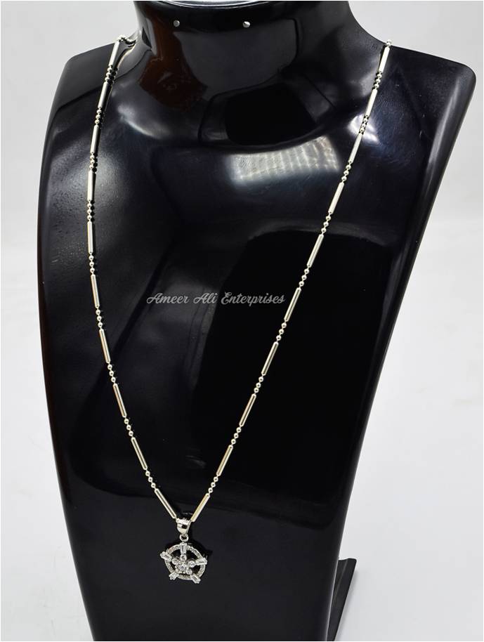 AAE 6833 Chandi Pendant 925, Stone: Zircon