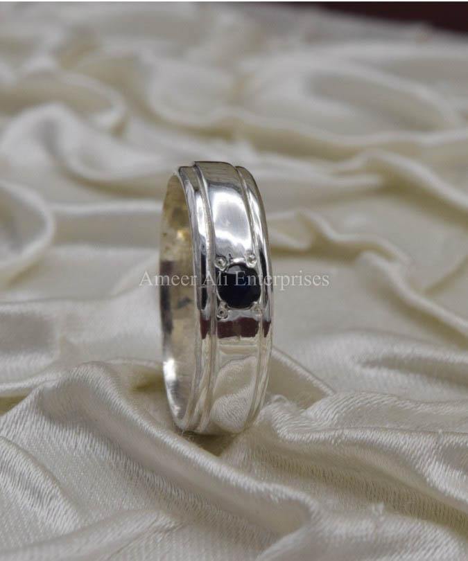 AAE 1435 Chandi Ring 925, Stone: Blue Sapphire (Neelam) - AmeerAliEnterprises