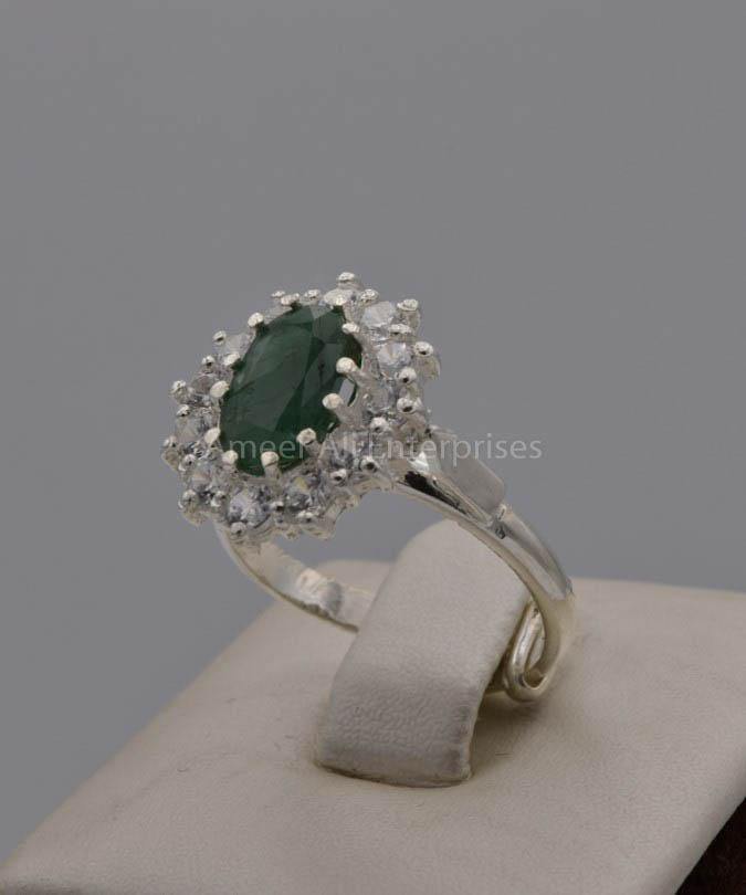 AAE 7525 Chandi Ring 925, Stone Emerald (Zamurd) - AmeerAliEnterprises