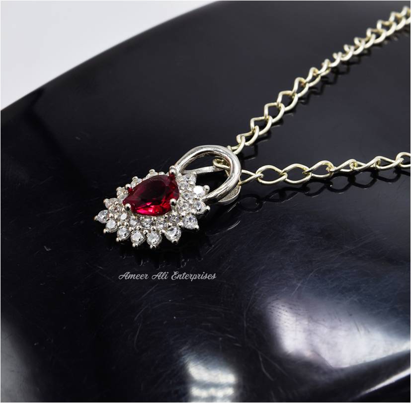 AAE 6835 Chandi Pendant 925, Stone: Zircon