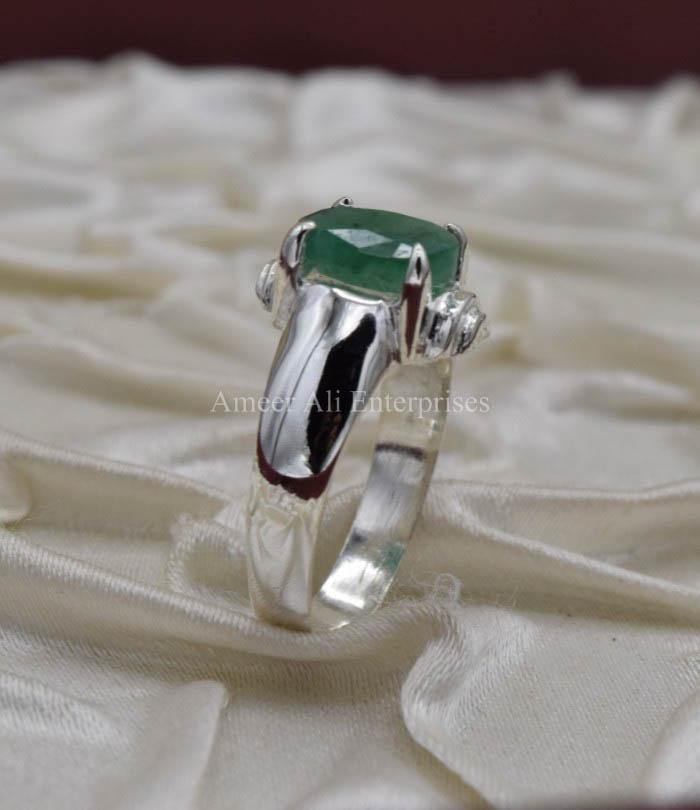 AAE 1563 Chandi Ring 925, Stone Emerald (Zamurd) - AmeerAliEnterprises