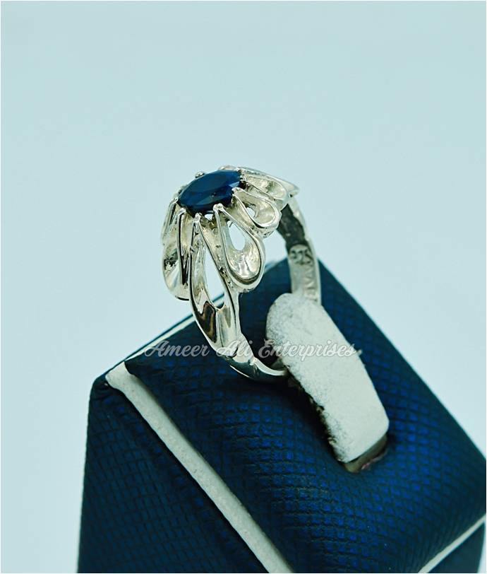 AAE 6207 Chandi Ring 925, Stone: Blue Sapphire (Neelam) - AmeerAliEnterprises