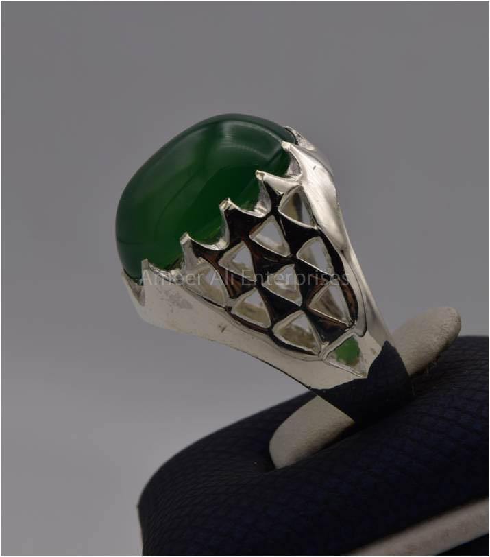 AAE 3122 Chandi Ring 925, Stone: Green Aqeeq - AmeerAliEnterprises