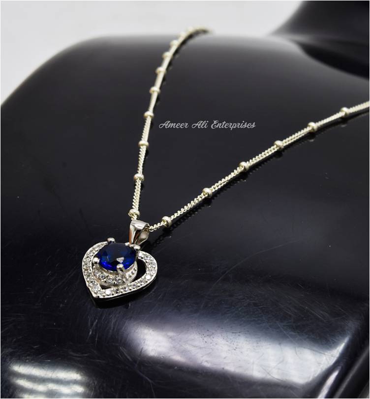 AAE 6838 Chandi Pendant 925, Stone: Zircon
