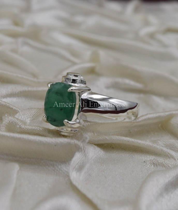 AAE 1563 Chandi Ring 925, Stone Emerald (Zamurd) - AmeerAliEnterprises