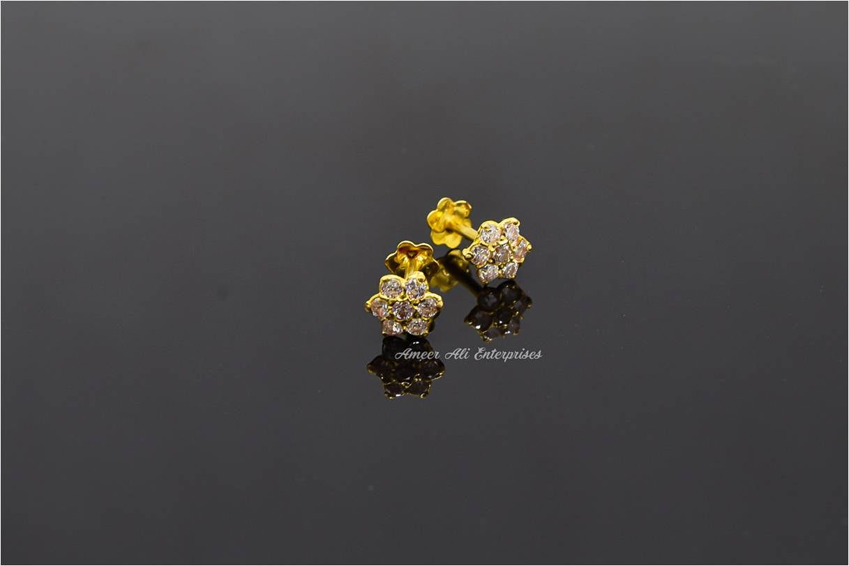 AAE 6931 Gold Ear Studs, Stone: Zircon