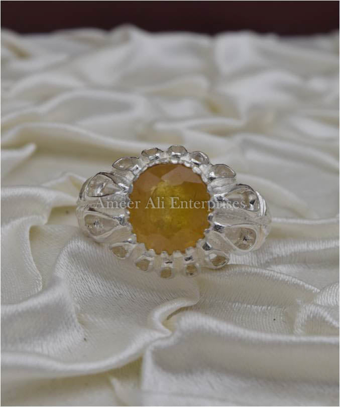 AAE 3420 Chandi Ring 925, Stone: Yellow Sapphire (Pukhraj)