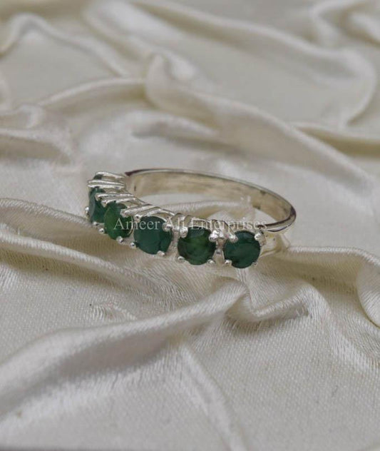 AAE 1564 Chandi Ring 925, Stone Emerald (Zamurd) - AmeerAliEnterprises