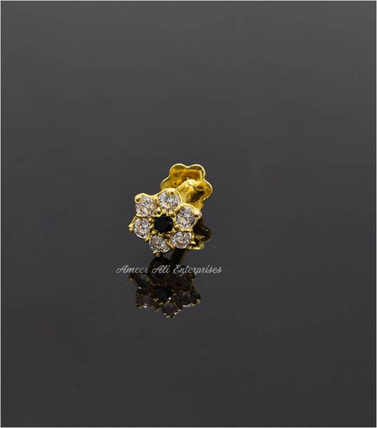 AAE 6891 Gold Nose pin, Stone: Zircon