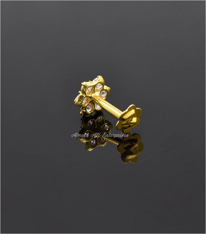 AAE 6891 Gold Nose pin, Stone: Zircon