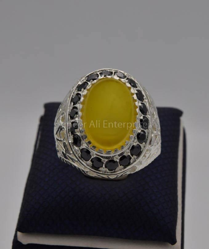 AAE 6526 Chandi Ring 925, Stone: Yellow Aqeeq - AmeerAliEnterprises