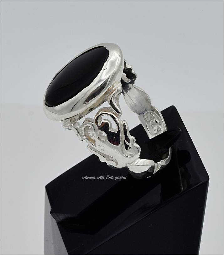 AAE 6593 Chandi Ring 925, Stone: Black Aqeeq