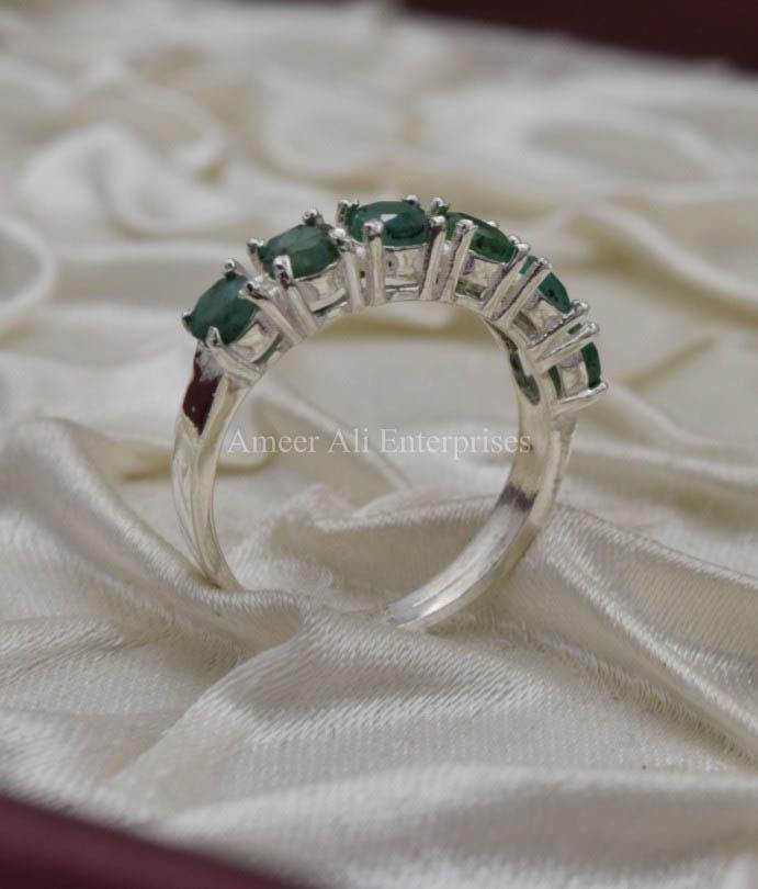 AAE 1564 Chandi Ring 925, Stone Emerald (Zamurd) - AmeerAliEnterprises