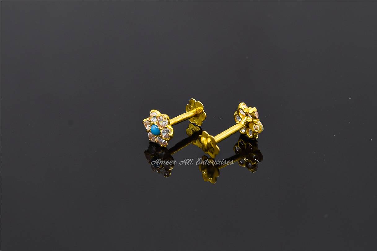 AAE 6919 Gold Ear Studs, Stone: Zircon & Feroza