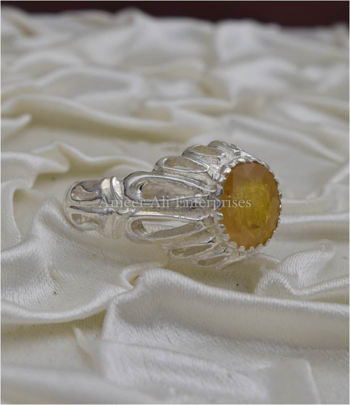 AAE 3420 Chandi Ring 925, Stone: Yellow Sapphire (Pukhraj)